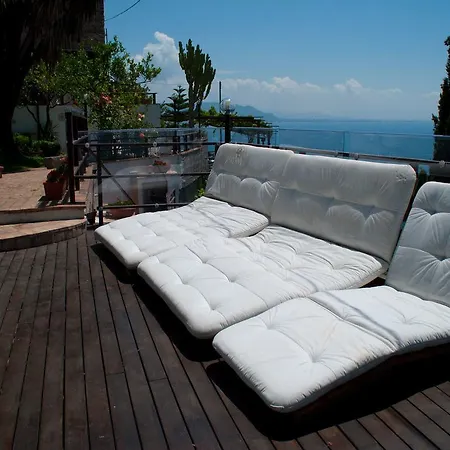 Il Nido Del Gabbiano Bed & Breakfast Vietri sul Mare