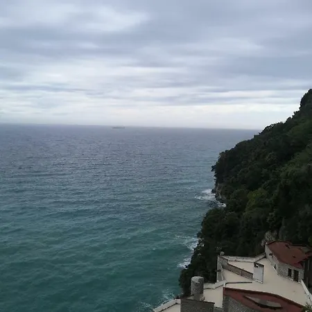 Il Nido Del Gabbiano Bed & Breakfast